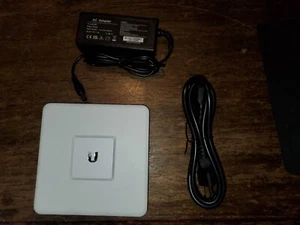 Unifi Security Gate - USG - Works Perfectly - b782 - Picture 1 of 6