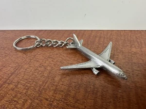 Passenger Jet Airplane Keychain - Picture 1 of 4