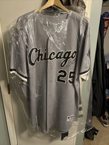AUTOGRAPHED MLB Issued Authentic  MLB Chicago White Sox THOME #25 Jersey Sz 52 Cover