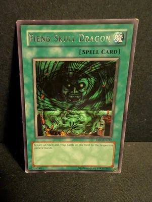 Fiend Skull Dragon/Giant Trunade [Misprint] DB1-EN032 - Image 1 of 2