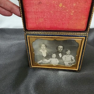 Viertelteller Daguerreotypie attraktive Familie alte Siegel Geschenk - Bild 1 von 17