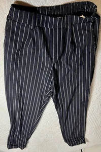 Bershka Black White Stripe Dress Pants Size Medium Business Casual Chic Classic - Picture 1 of 7