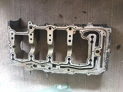 Cadillac DTS 2006 2007 2008 2009 2010 BLOQUE INFERIOR TAPA PRINCIPAL Foto 1 de 2