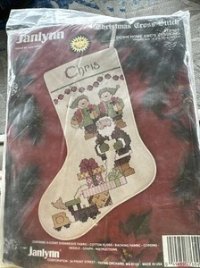 NUEVO Janlynn Navidad Punto de Cruz Abajo Hogar ABC 77604 Elfos Santa Medias  - Imagen 1 de 4