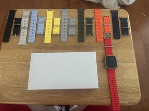 Apple Watch Ultra 2 49 mm boîtier en titane naturel GPS + cellulaire 9 bracelets différents - Photo 1 sur 8
