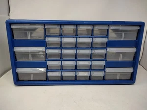 Armario organizador de plástico Akro Mils 26 cajones montaje en pared sin herrajes azul gris - Imagen 1 de 7