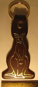 KEYCHAIN FROM AUSTRALIA GOLD EMBOSSED KANGAROO KEY RING AUSTRALIAN SOUVENIR - Picture 1 of 4