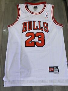Michael Jordan #23 Chicago Bulls Jersey Men Size XL