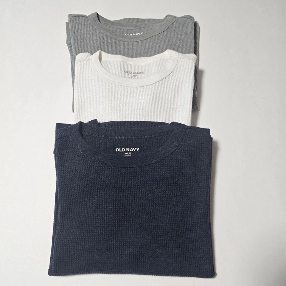 Conjunto de camisa térmica Old Navy para niños jóvenes talla 6-7 - azul marino, blanco y gris Foto 1 de 4