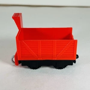 Thomas the Train Cargo Car Red Trackmaster 2017 Pull Along - Picture 1 of 9