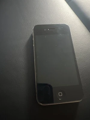 Apple iPhone 4 - 16 GB - Black (Verizon) - Image 1 of 4