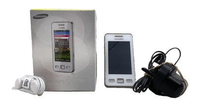 Samsung GT-S5260 Ceramic White Unlocked Mobile Phone 30MB 3" LED Touchscreen - Image 1 of 4