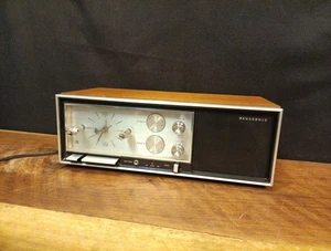 Panasonic Alarm Clock/Radio AM-FM RC7240 Tested & Working Well (P) - Picture 1 of 11