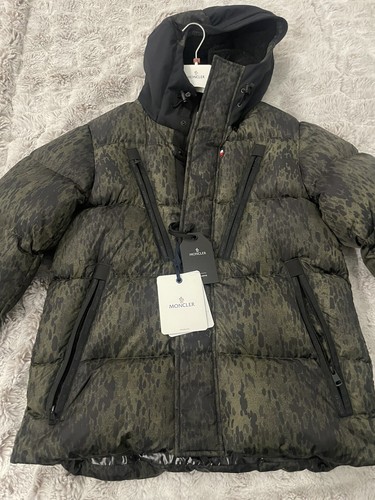 Giacca Moncler rara Obert Giubbotto in leopardo taglia 2 Nuova con etichette $3950