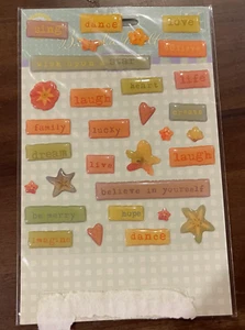 Pegatinas epoxi K&Company Brenda Walton Clearly Yours Autocollants palabras Emma - Imagen 1 de 2