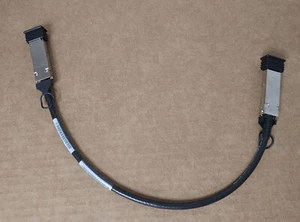 (Qty. 2) NetApp 100GbE QSF28-QSFP28 Networking/NVMe 0.5m Cable - Picture 1 of 2