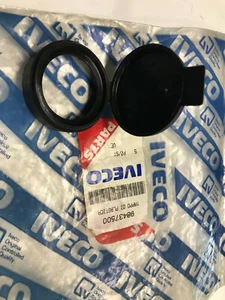 98437500 diametro interno 36 mm - TAPPO VASCHETTA TERGI IVECO NEW ORIGINAL - Foto 1 di 3