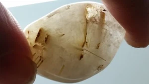 QUARTZ RUTILE du Brésil pierre roulee mineraux lithotherapie collection reiki - Picture 1 of 2