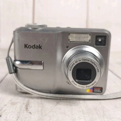 Kodak EasyShare C743 - 7.1 MP Digital Camera - Silver No SD Card, TESTED WORKING - Image 1 of 4