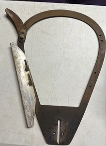 Used Poulan ? Chainsaw Bow Bar With Spurs for 361 / 245 in Good Used Condition - Bild 1 von 6