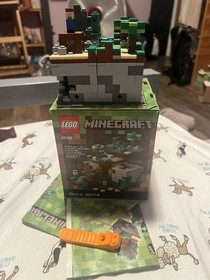 LEGO Minecraft: Minecraft Micro World: the Forest (21102) Open Box Retired Set
