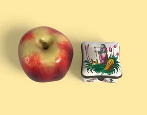 Antique French Faience Pottery Trinket Box - Picture 1 of 8