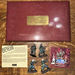 VTG W BRITAIN 54mm GERMAN INFANTRY SQUAD #17601 PRE-OWNED - Picture 1 of 11