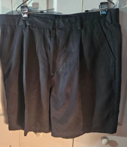 Walter Hagen Golf Shorts Mens Size 40 Black Pleated Front - Picture 1 of 3