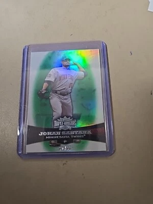 2006 JOHAN SANTANA TOPPS TRIPLE THREADS EMERALD CARD. MINNESOTA TWINS. 92/99. - Image 1 of 2