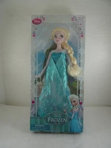Disney Store Frozen Elsa Modepuppe 12 Zoll blau Eiskleid NEU Neu im Karton - Bild 1 von 14
