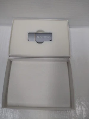 Autodesk Infrastructure Design Suite Premium 2014 USB FLASH DRIVE - 32GB - Image 1 of 4