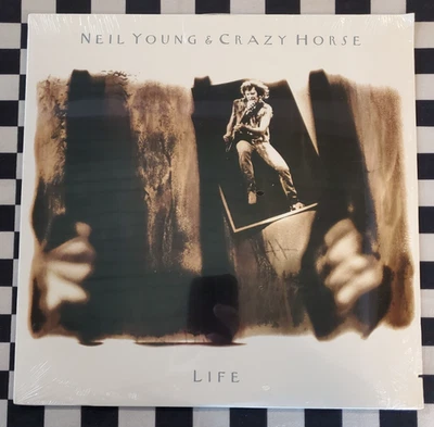 Life LP Нил Янг и Crazy Horse винил 1987 запечатанный новый GHS24154 Geffen - Изображение 1 из 2