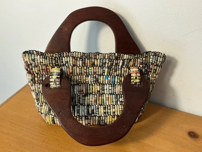  Cartera hecha a mano de papel laminado con cuentas con cremallera multicolor y forrada Foto 1 de 3