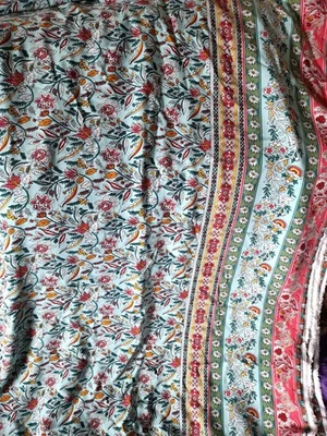 Stoffrest Viskose Stoff ländicher Stil mint mit floralem Muster ca. 140x 300 cm - Bild 1 von 4