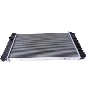 52473484 OEM Engine Cooling Radiator for 1996-2004 Chevrolet Blazer S10 4.3L V6 - Picture 1 of 12