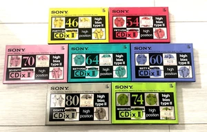 Set 7 audiocassette SONY CDix II 46 54 60 64 70 74 80 nastro vuoto sigillato - Foto 1 di 3
