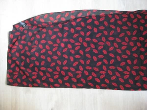 Hallhuber Tuch Schal,190 x 110 cm,schwarz-rot,mund,Lippen - Bild 1 von 3
