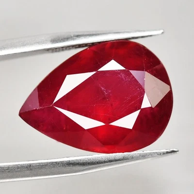 12.60 CT.  NATURAL BLOOD RED RUBY PEAR FACET CUT 11X16X8 MM. GEMSTONE AFRICA - Image 1 of 4