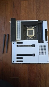 NZXT N7 Z590 Intel Z590 ATX Gaming Motherboard - Matte White - Afbeelding 1 van 10