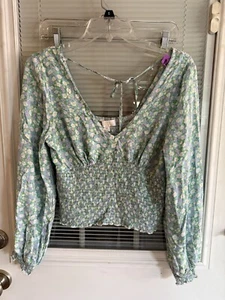 BKK Chance Top Pastel Floral Lt Sleeve Vneck Tie Back Crop Stretch Sz M EUC - Picture 1 of 5