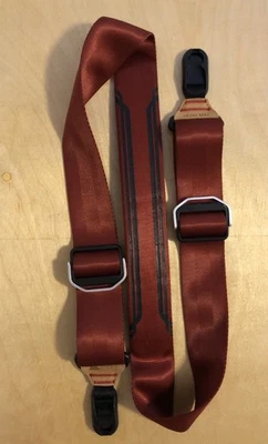 Correa para cámara Peak Design Slide (edición limitada Summit) - roja Foto 1 de 4