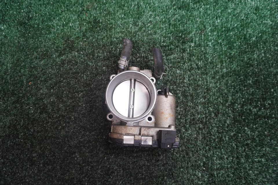 KIA Sportage 2016 2017 2018 motor 2,4 L carrocería del acelerador fabricante de equipos originales 75 k millas 351002G600 Foto 1 de 4