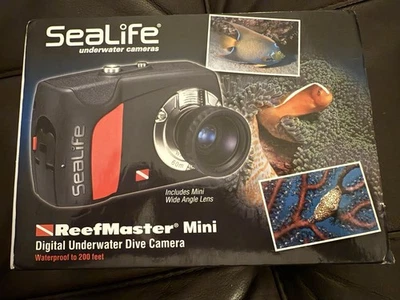 Cámara digital SeaLife ReefMaster 9,0 MP - roja/negra Foto 1 de 4