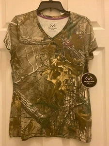 New Ladies REALTREE Camo Short Sleeve V-Neck T-Shirt Womens S Shirt Hunting - Picture 1 of 2