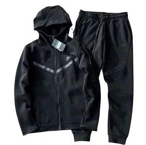 Nike Tech Men’ Fleece Black Tracksuit Jacket & SweatPants Size MEDIUM  BRAND NEW - Picture 1 of 4