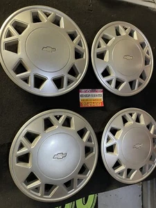 1989-91 Chevrolet Corsica 14” Hubcaps Original Silver Used. Set 4 Refurbished - Bild 1 von 7