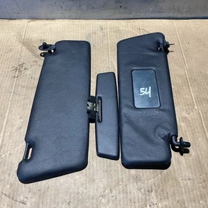 Mercedes-Benz W124 Interior Sun Visor Set Black 1246902725 - Bild 1 von 9