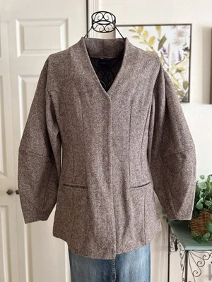 Abrigo chaqueta de tweed caqui manga 3D minimalista cuello en V talla M de ASOS para mujer Foto 1 de 4