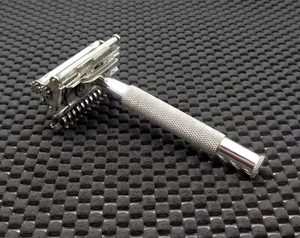 Rasoio di sicurezza vintage VALET VB1 bordo singolo pettine aperto bello e pulito! - Foto 1 di 4