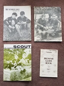 lote a granel de 8 revistas Boy Scouts (The Victorian Scout) y Brownie - Imagen 1 de 2
